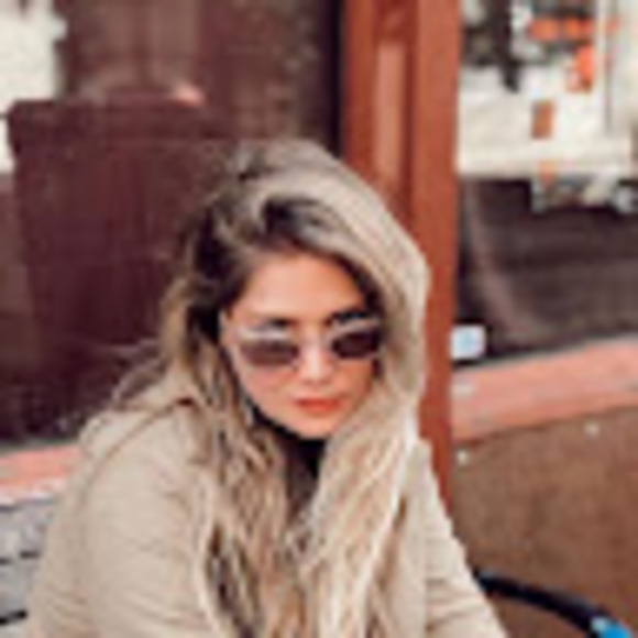 Meet your Posher, Meghan - Picture 1 of 1